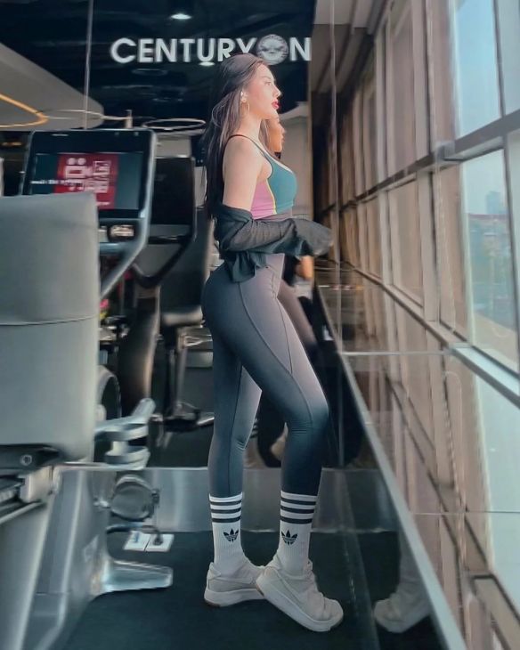 赢三张免费游戏